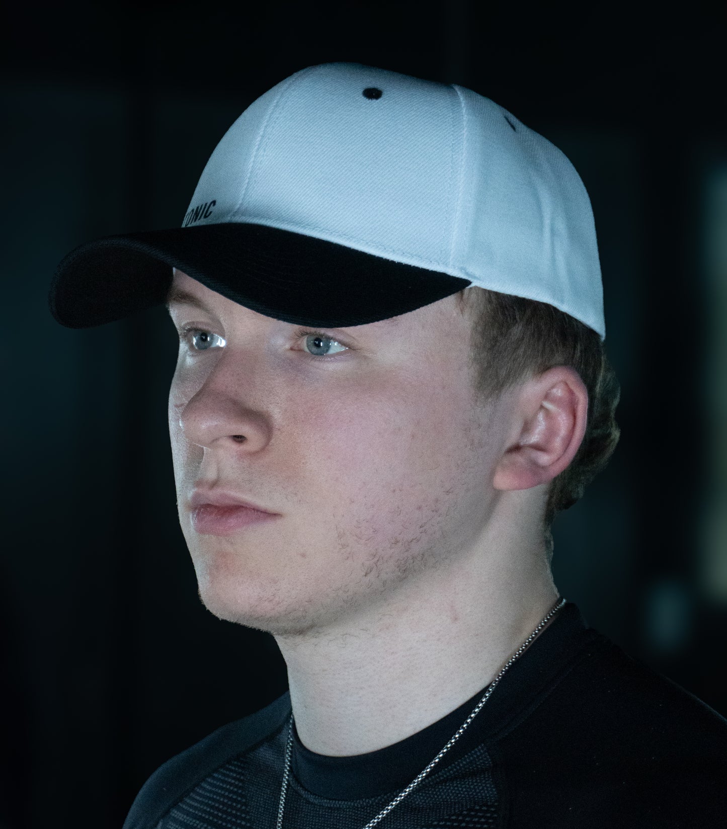 Monolith Cap